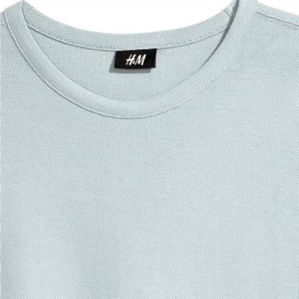 🪼H&M Cotton t-shirt! - Picture 4 of 7